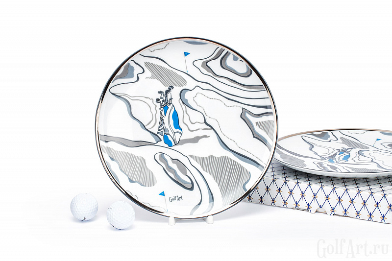 Фарфоровая тарелка "Клюшки" подарок гольфисту, тематичный гольф-сувенир; GolfArt