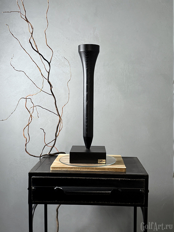 Арт-объект Tee. Черная подарок для гольфистов, приз на гольф-турнир, для оформления гольф-клуба; GolfArt