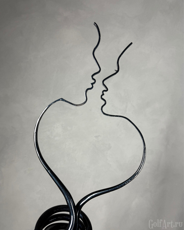 Арт-объект "Притяжение" в черном исполнении подарок для гольфистов, приз на гольф-турнир, для оформления гольф-клуба; GolfArt