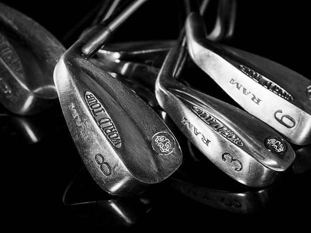 Фотография «Ценность каждой» фотография из цикла Black and White, для художественного оформления гольф-клуба/кабинета/офиса; GolfArt